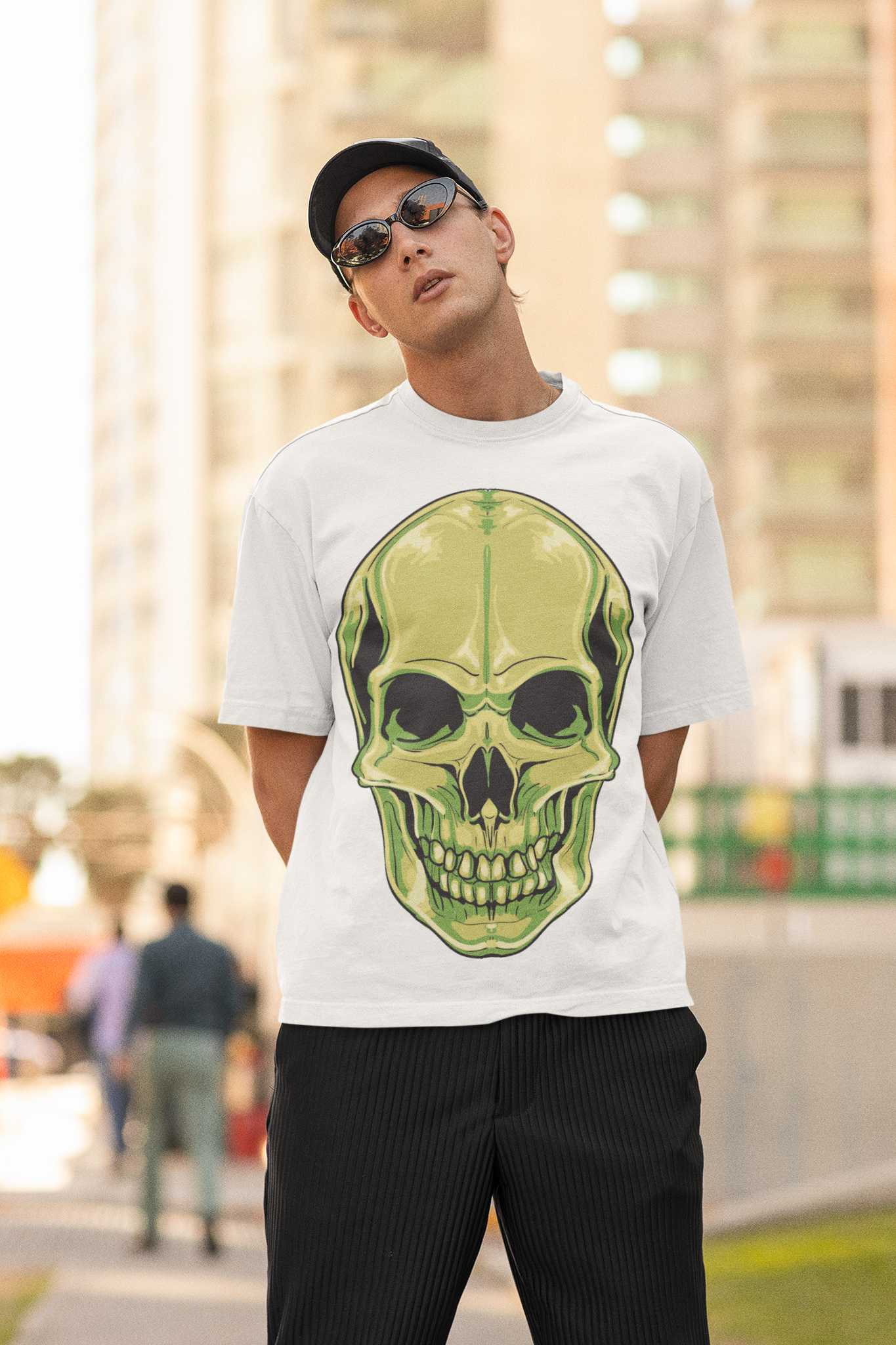 Skull Weed - Round Neck T-Shirt